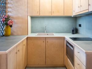 Downtown photographers studio 2