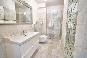 SZAFIROWE APARTAMENTY 1 kryty basen i sauna RESORT KLIFOWA