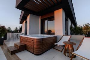 Boutique Hill Hotel