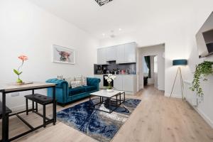 High Street Hideaway - Cosy 1BR Near Sea & Town