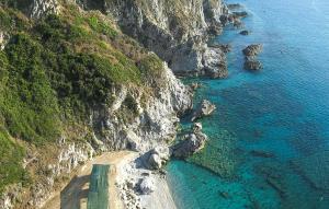 2 Bedroom Awesome Apartment In Ricadi