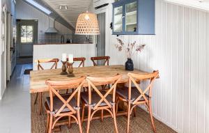 3 Bedroom Stunning Home In Hornbæk