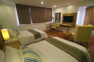 Bryan Condominium Suites