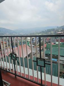 Overlooking View Apartment in Baguio City