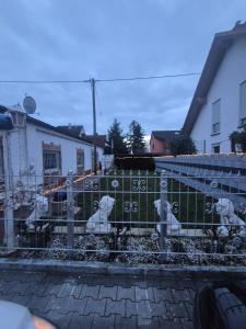CASA MARIO Nature, City, Messe, Private Parking