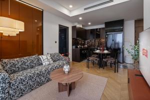 Lumiere Riverside Saigon - Premium Stay with Pool & Gym
