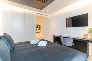 Villa Riviera, Luxury, pool, jacuzzi, cinema & gym