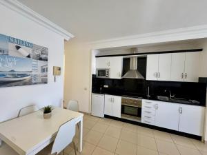 Costa Azul Apartments - 1D - BEACH VIEWS