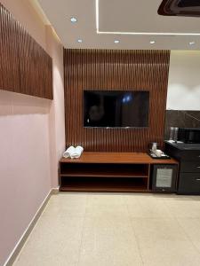 Lapstay EO806 - Luxurious Studio Apartment