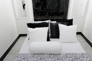 Ferdinandos Home