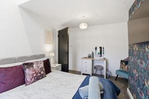 Cannons Loft Central Buxton, Duplex loft 3 bedroomover 3 floors stairs no lift sleeps 5