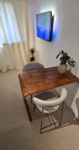 Split Memories Suites