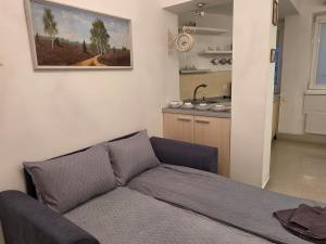 Lov3 1BR by BulgarianHomes