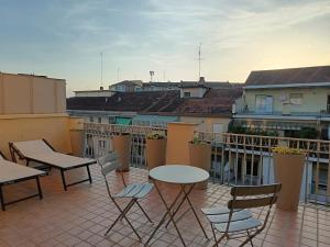 Rosselli Terrace