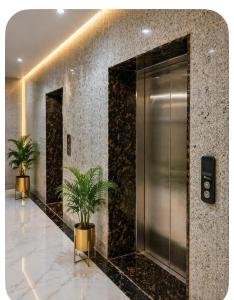 SR homestays near by MG hospital