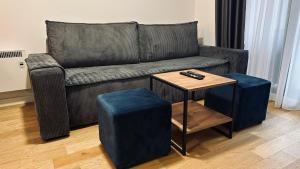 Balkan Square 55