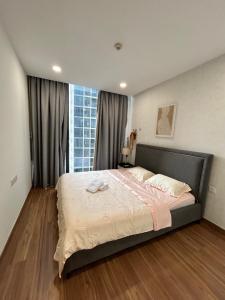 Eco Green Modern Apartment