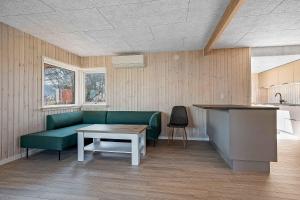 Renovated Beach House With Unique Location