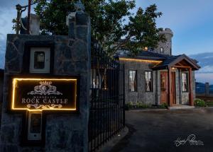 Mahaeliya Rock Castle - Luxury Villa Nuwara Eliya