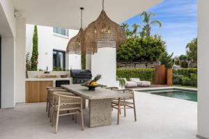 Luxurious 6-Bedroom House with Private Pool in Costa Adeje