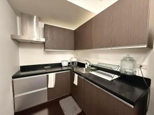 The Gramercy Luxury Makati Staycation Apartment