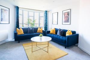 #142 Bournemouth Flat - Near AlumChine Beach - Sleeps 10 - Perfect for Families