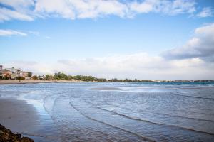 Sea View Apartments near Athens Airport