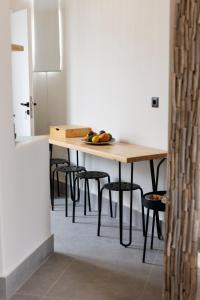 EOS Small House