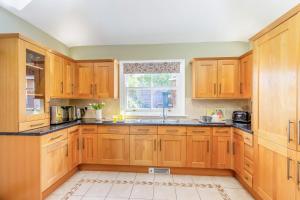 5 Bed in Fordingbridge oc-nfl35