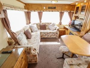 Caravan 25