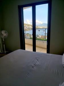 Panoramic Sea View Apartment Saranda