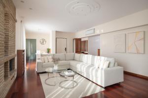 Lassani Penthouse