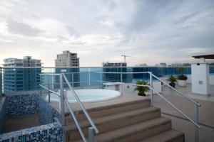 Apto luxury de 3 hab, 6 a 8 personas, a 3 min de la playa, Santa Marta
