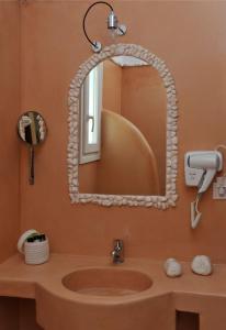 Luxury Paros Villa 2 Bedrooms Villa Royalty Beautiful Sea Views