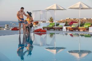 Luxury Paros Villa 2 Bedrooms Villa Royalty Beautiful Sea Views