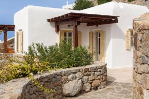 Excellent Mykonos Villa Villa Apollo 3 Bedrooms Stunning Sea Views Psarrou
