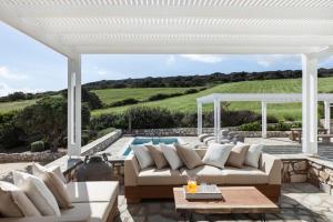 Executive Paros Villa 4 Bedrooms Villa Almyrikia Sunset Stunning Sea View