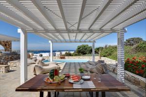 Executive Paros Villa 4 Bedrooms Villa Almyrikia Sunset Stunning Sea View