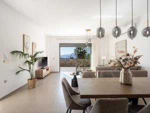 Elios Estate for large groups