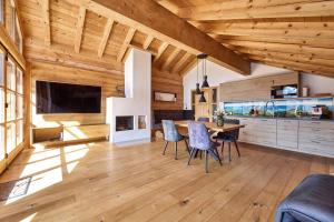 Wally Luxus Lodge im Ferienhaus Magdalena