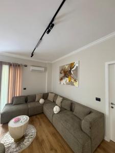 Klevi Apartment