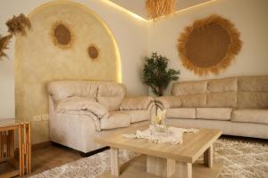 West Golf Luxury Apartments