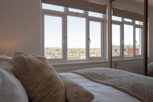 Perfect Booking Modern Home By High Street