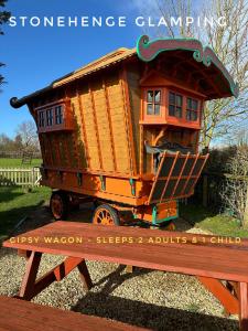 Stonehenge Campsite & Glamping