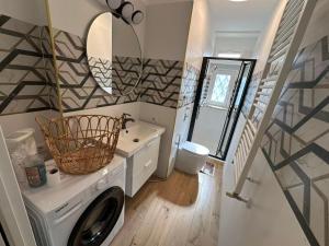 APT San Siro-Duomo-Rho fiera Free Parking and Pet friendly Near Metro QT8 and LOTTO