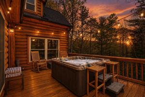 Two Modern Cabins Retreat Near Asheville