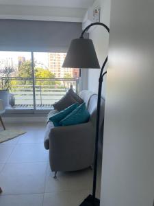 Villa Urquiza Modern & Bright - Vista al Frente