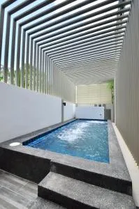 鸢尾豪华服务别墅 - 卧佛