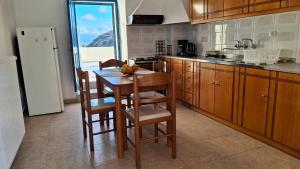Saint George Terrace House