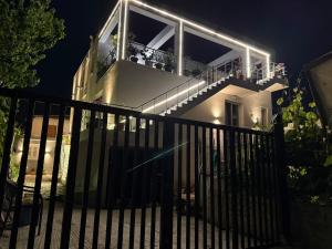 Aura boutique hotel